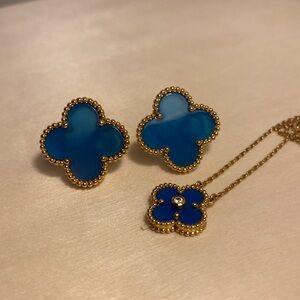 Magic Size Alhambra Clover Motif Earrings